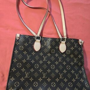 Louis Vuitton Black and Tan Fashion Monogram Shoulder Bag